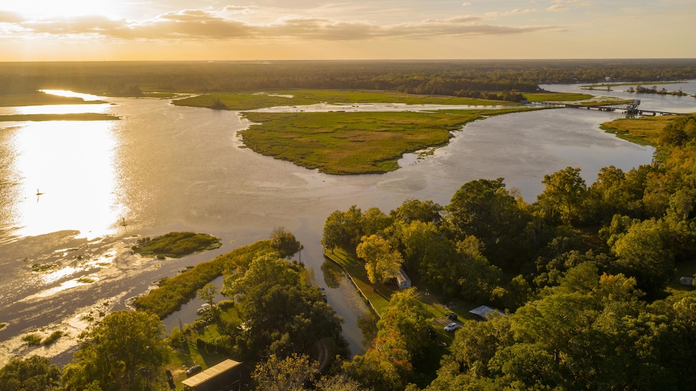 Sold $300,000 • Co-Listing Agent