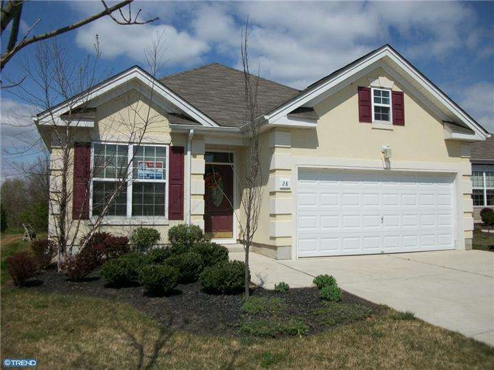 28 Mansion Dr, Swedesboro, NJ 08085 - photo 1