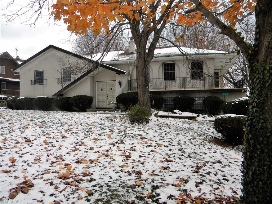 Welcome to 957 Sunview Dr
