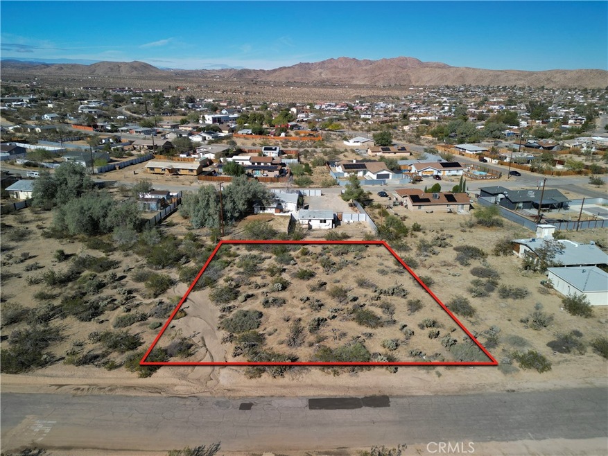 61876 Mountain View Cir, Joshua Tree, CA 92252 - photo 1