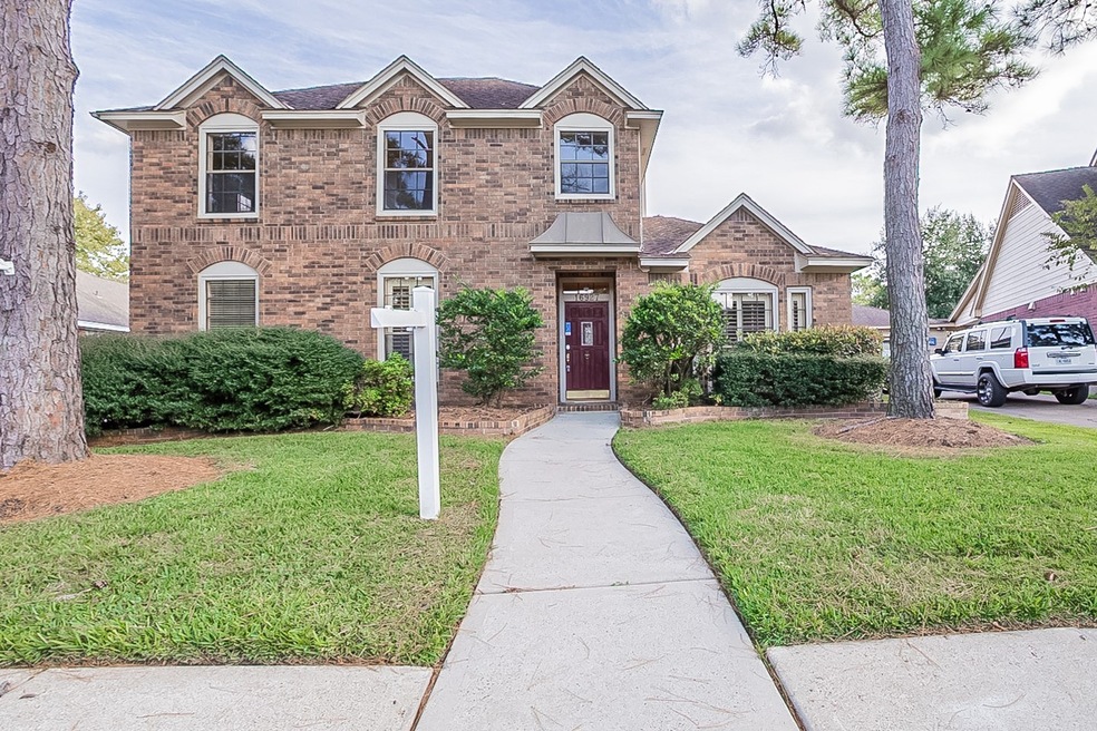 16927 Shady Square Ct, Houston, TX 77095 - photo 1