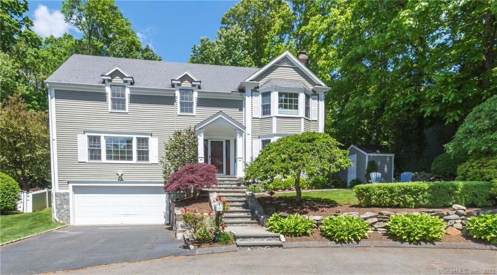 341 Taunton Rd, Fairfield, CT 06824 - photo 1