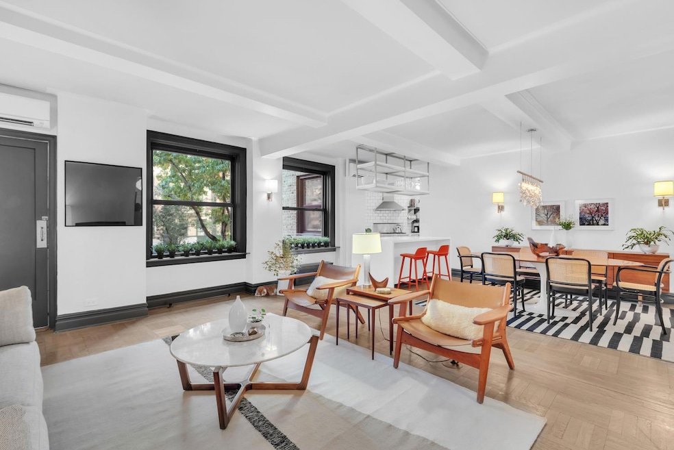 Sold $1,600,000 • Co-Listing Agent