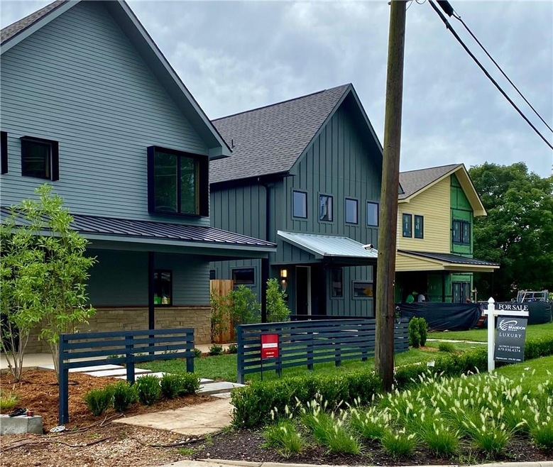 606 Bella Vista Rd, Bentonville, AR 72712 - photo 1