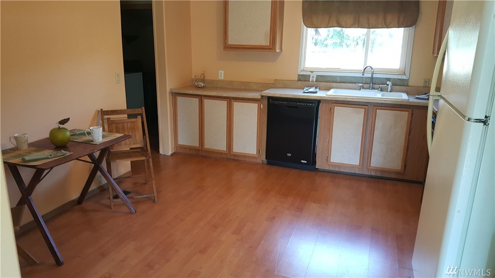 8533 Pepperidge Ln SE, Yelm, WA 98597 - photo 1