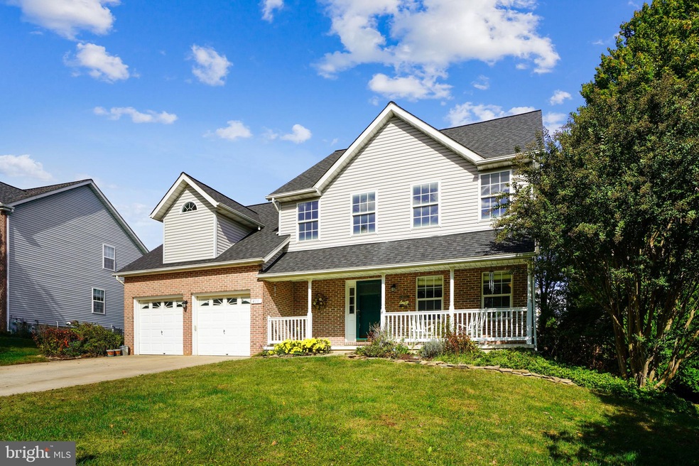 411 Hawkridge Ln, Sykesville, MD 21784 - photo 1