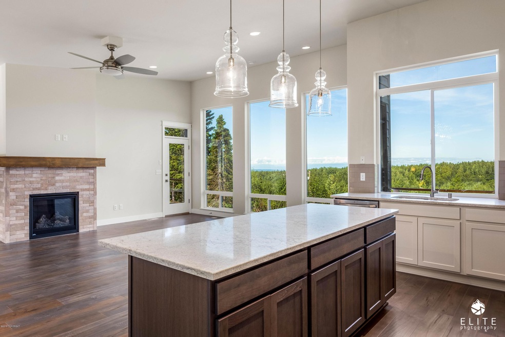 8104RabbitHillDr(12of24)