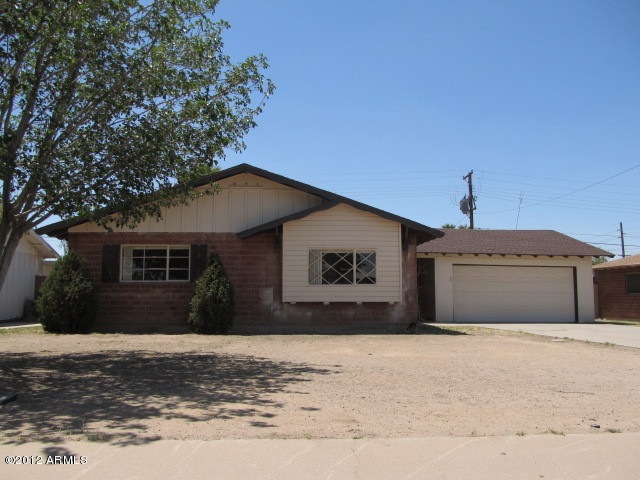 023-219178 - left front
