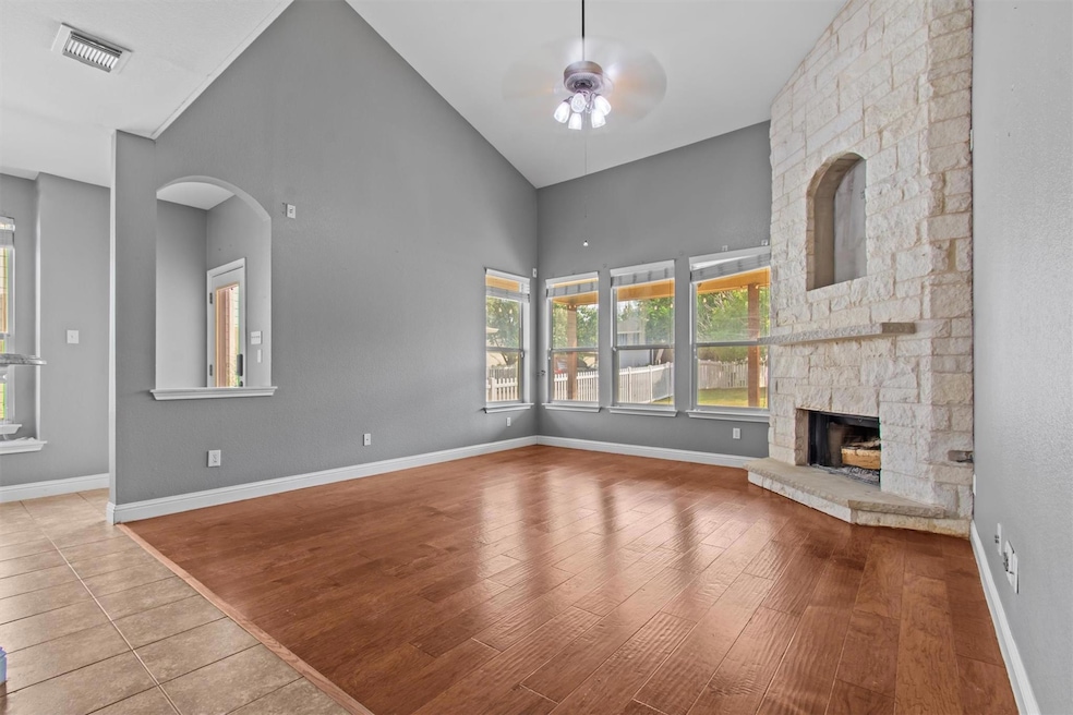 Ming Lee Real Estate Agent in Austin, TX