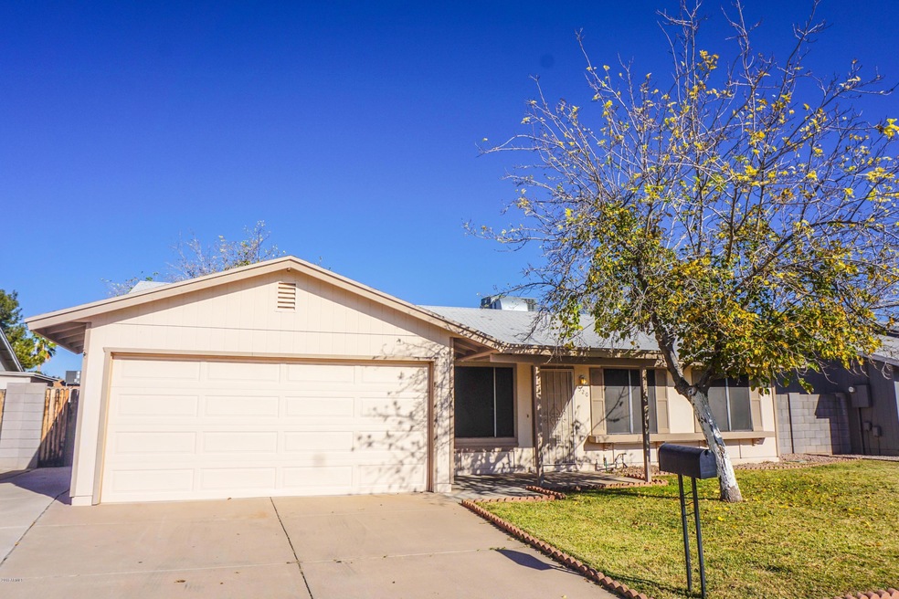 1520 W Marlboro Dr, Chandler, AZ 85224 - photo 1