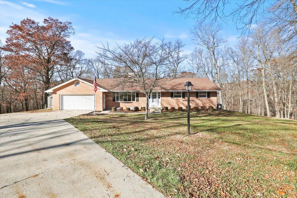 1704 Naughtingham Rd, Newark, OH 43055 - photo 1