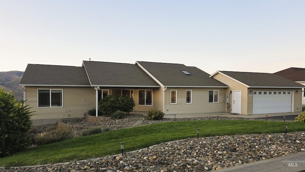 For Sale $625,000
