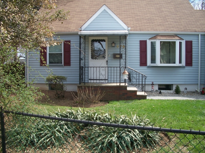 675 E Passaic Ave, Bloomfield, NJ 07003 - photo 1