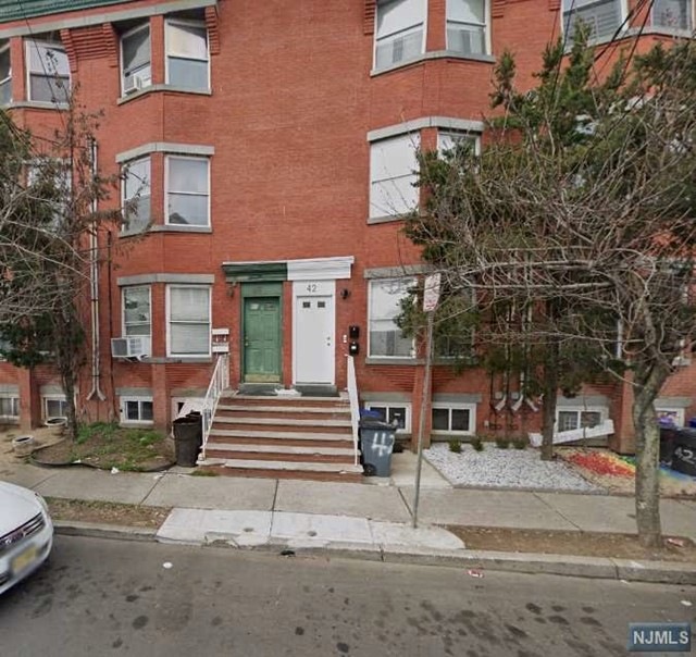 40 3rd St, Newark, NJ 07107 - photo 1