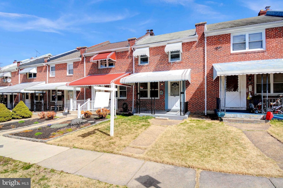 3911 Colchester Rd, Baltimore, MD 21229 - photo 1