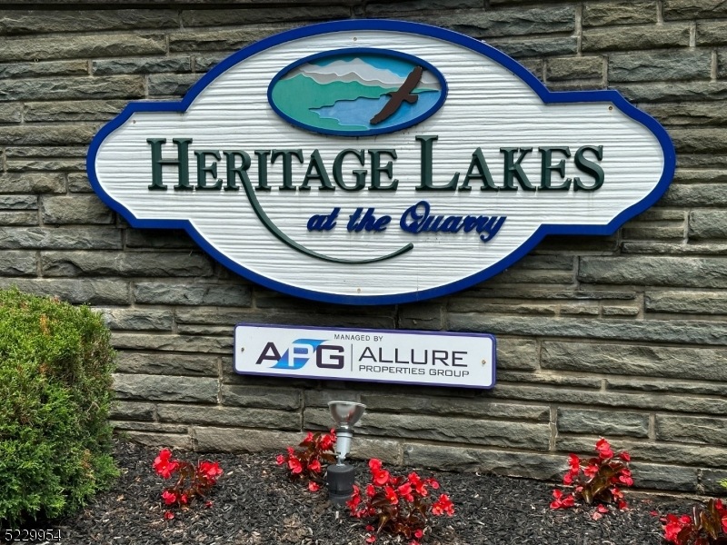 6 Amherst Ct, Hamburg, NJ 07419 - photo 1