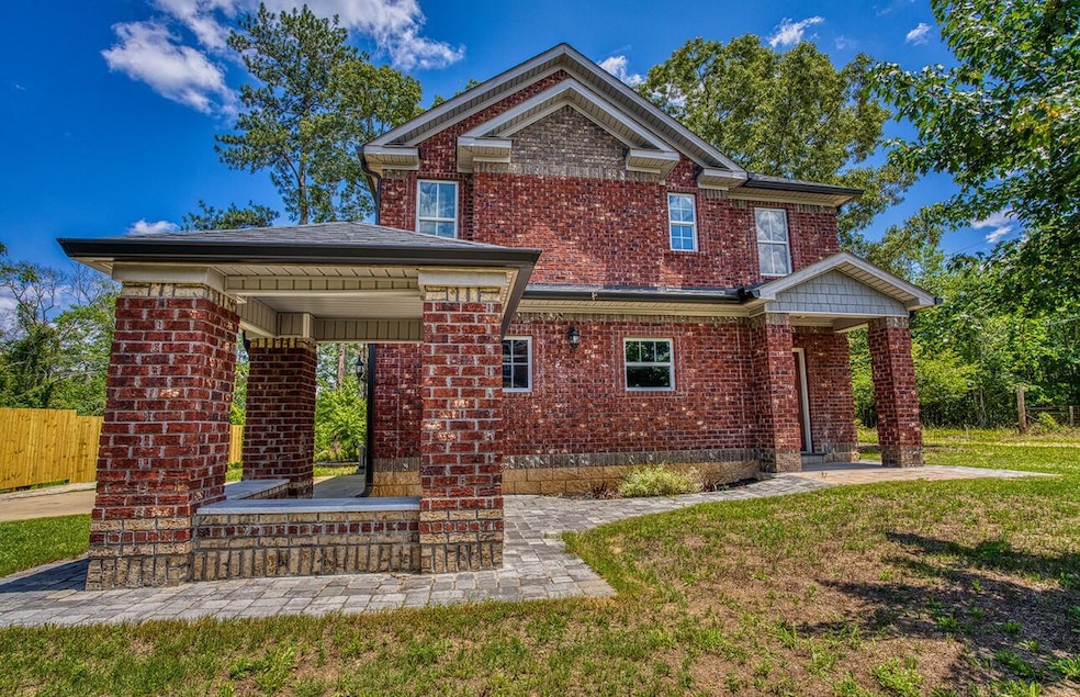 1423 Edgefield Road