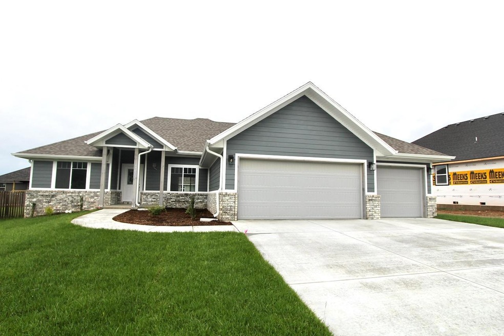 1702 E Vicksburg Passage, Republic, MO 65738 - photo 1