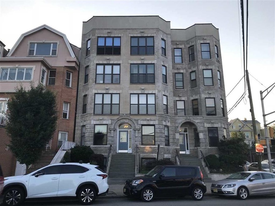 965 Boulevard E unit 4-2, Weehawken, NJ 07086 - photo 1