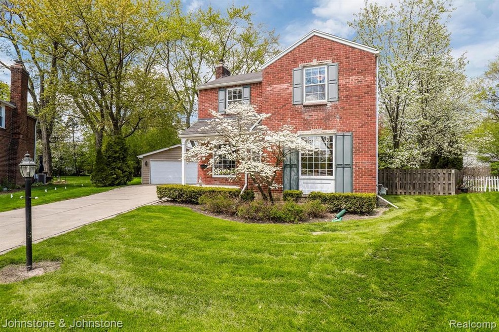 1 20739 Toles Ln Grosse Pointe-large-033-28-20739 