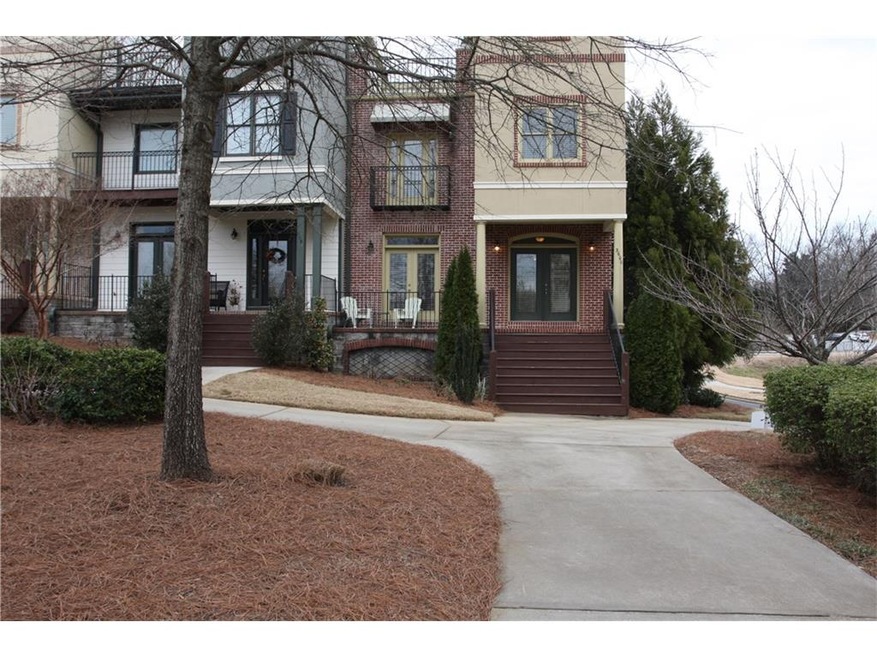 Beautiful 4-story Townhome in Downtown Duluth...