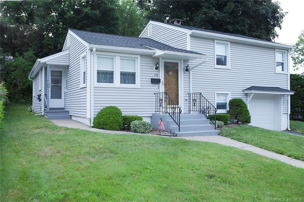 70 Shadee Ln, Waterbury, CT 06706 - photo 1