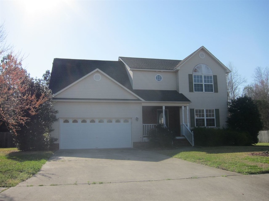 323 Richmond Dr, Jacksonville, NC 28540 - photo 1