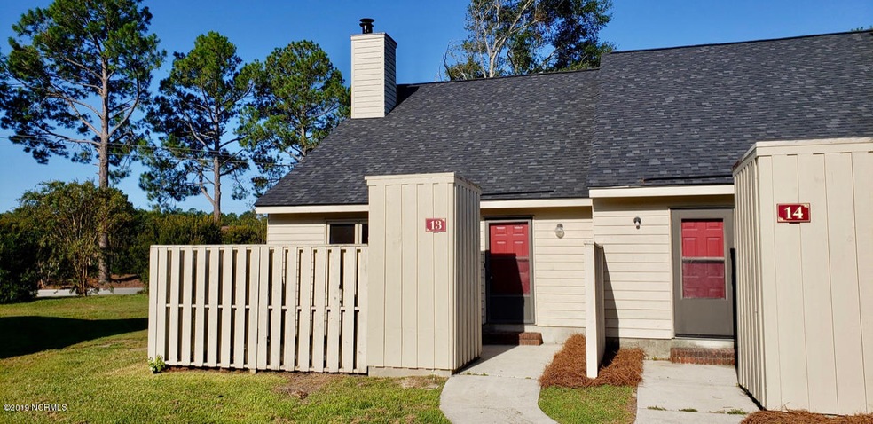 End unit townhome