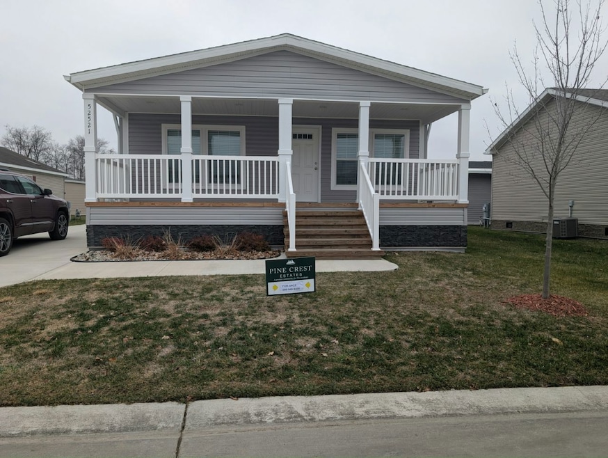 52521 Green Ash Ct unit 156, Chesterfield, MI 48051 - photo 1