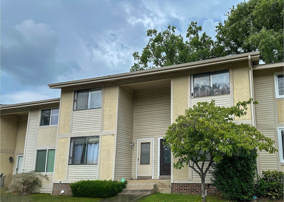 For Sale $175,000 • Co-Listing Agent