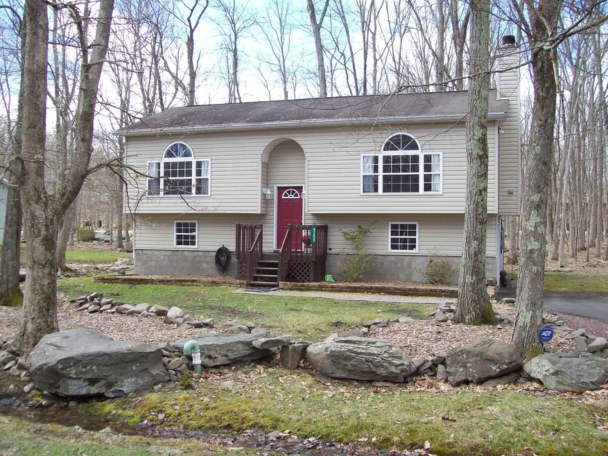 4209 Woodacres Dr, East Stroudsburg, PA 18301 - photo 1