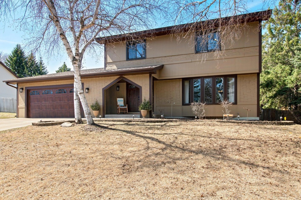 6311 Oakview Ln N, Maple Grove, MN 55369 - photo 1