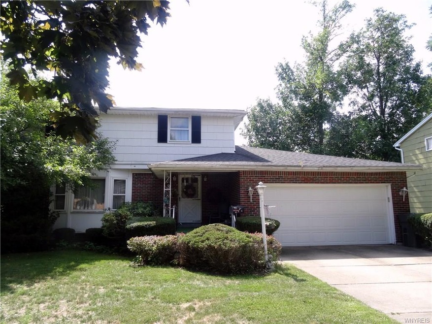 795 Castlebar Dr, North Tonawanda, NY 14120 - photo 1