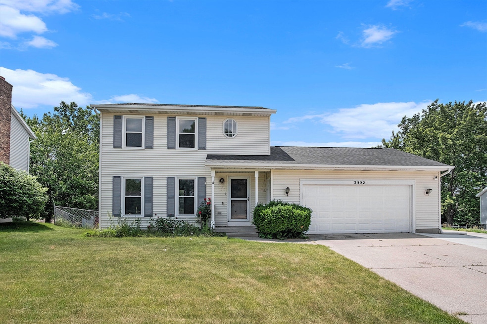 2502 Thorn Creek St SE, Grand Rapids, MI 49508 - photo 1