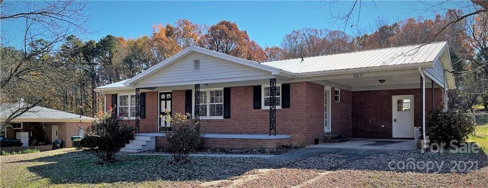 2011 Townview Dr unit 18, Kannapolis, NC 28081 - photo 1