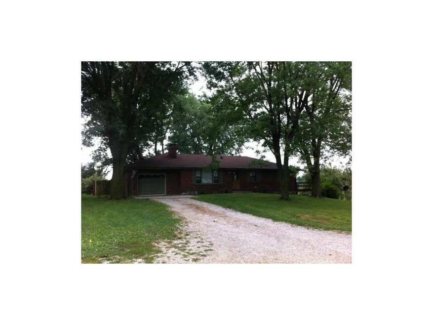 Welcome to 1411 Eisenhower, with country breezes o