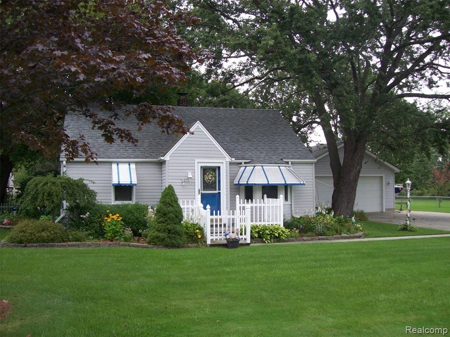 2550 Michigan Rd, Port Huron, MI 48060 - photo 1