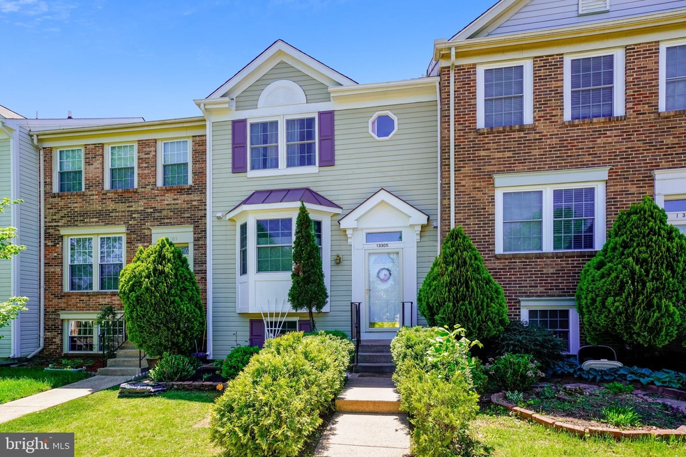 13305 Burkitts Rd, Fairfax, VA 22033 - photo 1