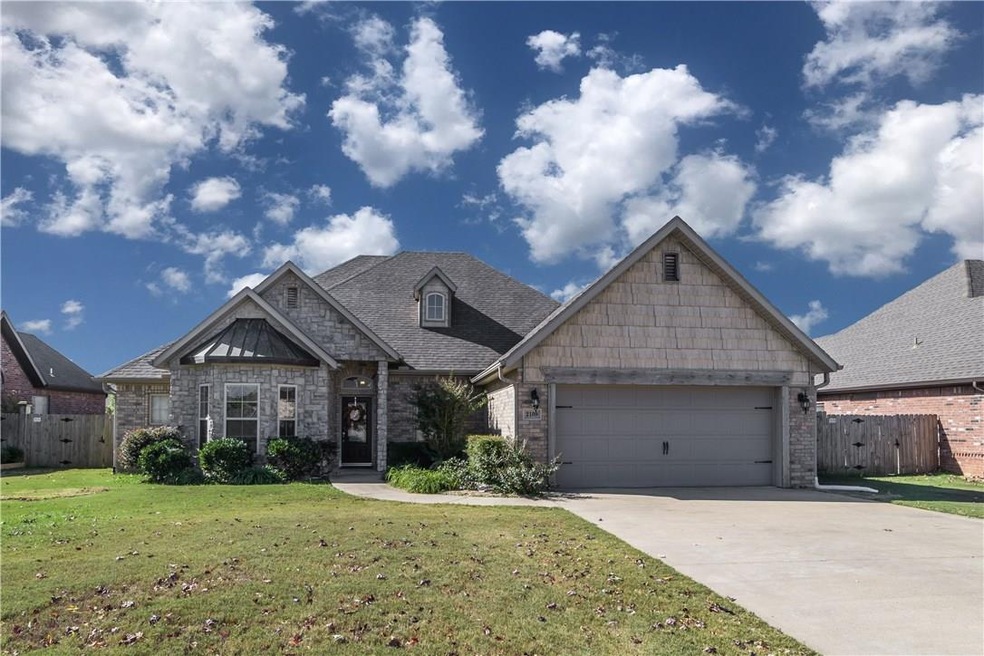 Welcome Home 2109 SW Pinoak Avenue