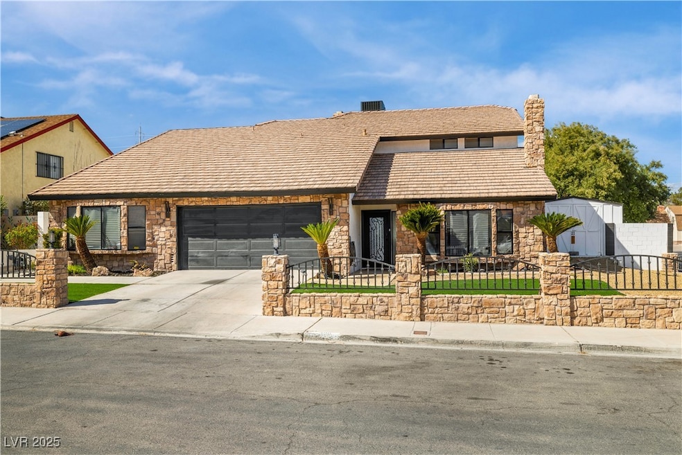 3911 Kamden Way, Las Vegas, NV 89119 - photo 1