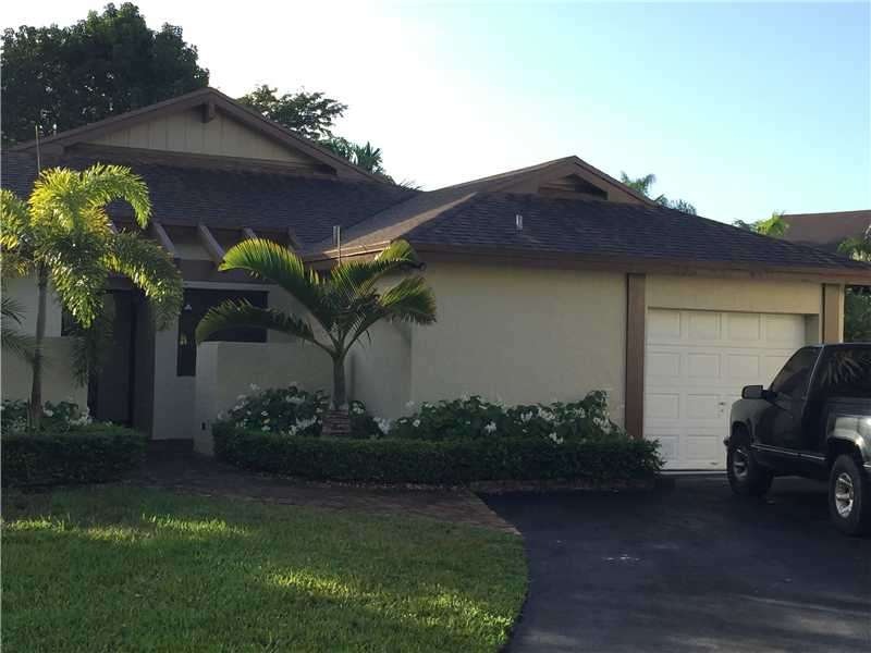 5415 SW 152nd Place Cir, Miami, FL 33185 - photo 1