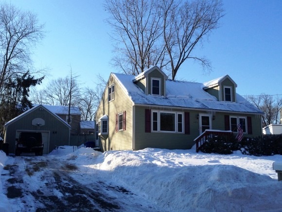 195 Crosbie St, Manchester, NH 03104 - photo 1