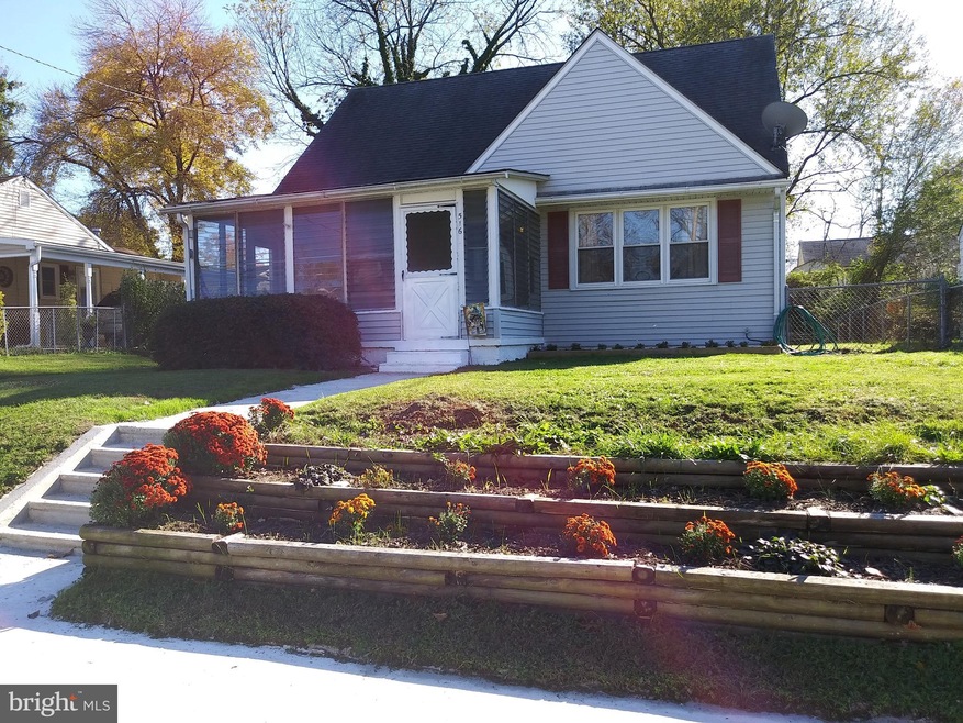 516 W Main St, Maple Shade, NJ 08052 - photo 1