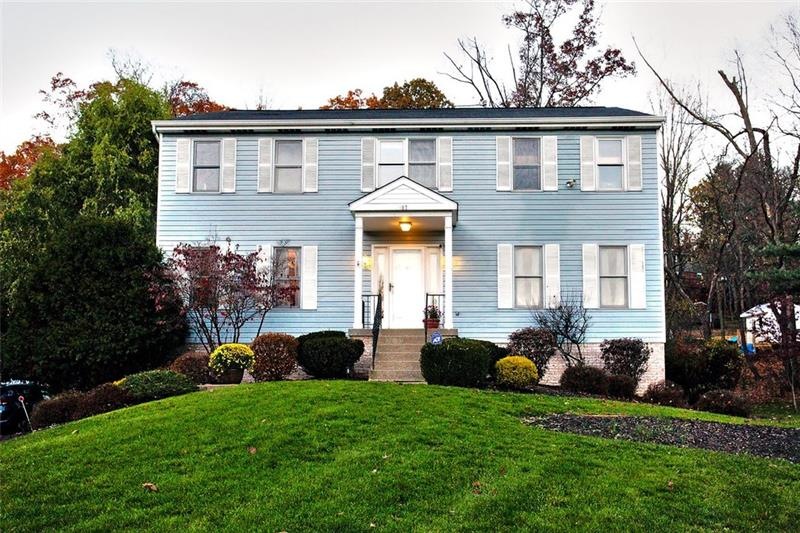 This beautiful colonial home in desirable Kinvara 