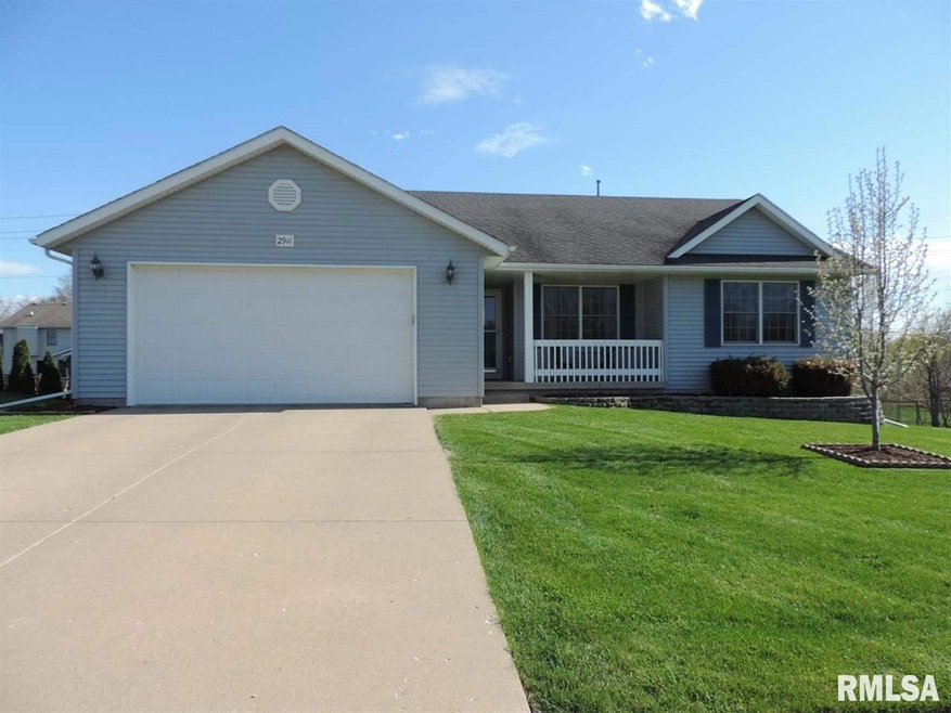 2911 W 63rd St, Davenport, IA 52806 - photo 1