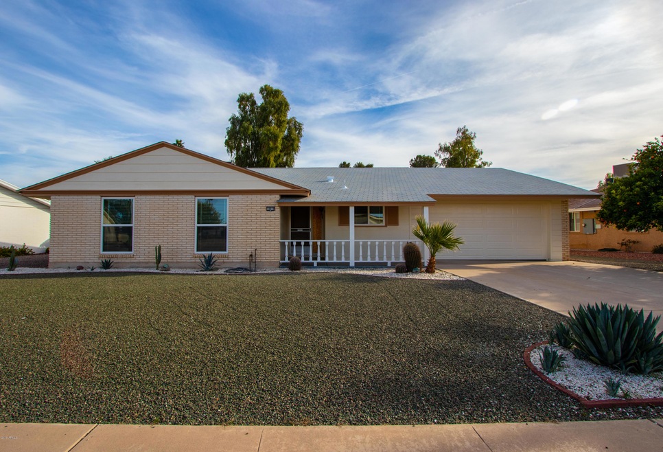 10019 W Ironwood Dr, Sun City, AZ 85351 - photo 1