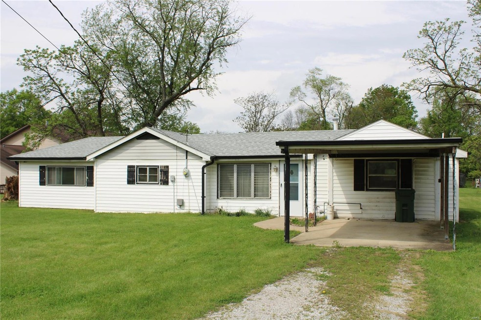 2509 Williams St, Maryville, IL 62062 - photo 1