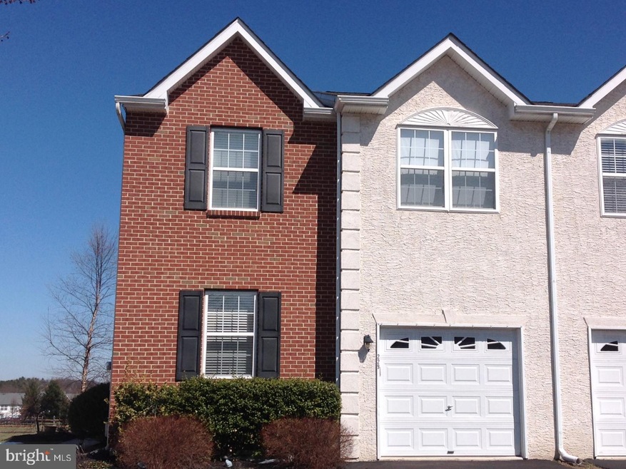 229 Hampshire Dr, Sellersville, PA 18960 - photo 1