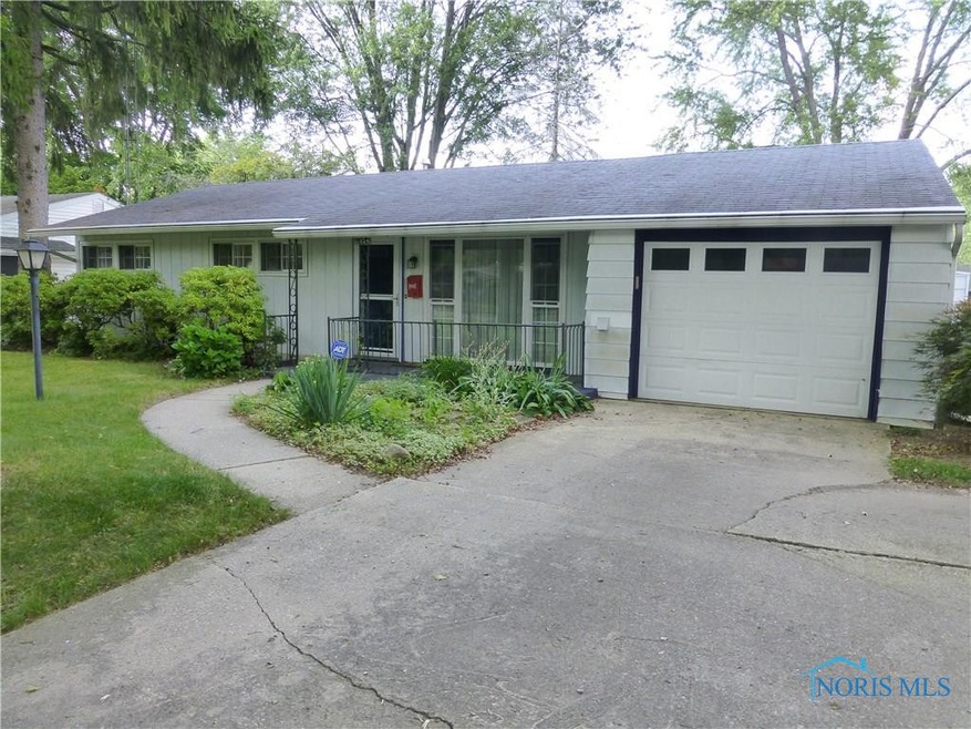 3054 Elmview Dr, Toledo, OH 43613 - photo 1