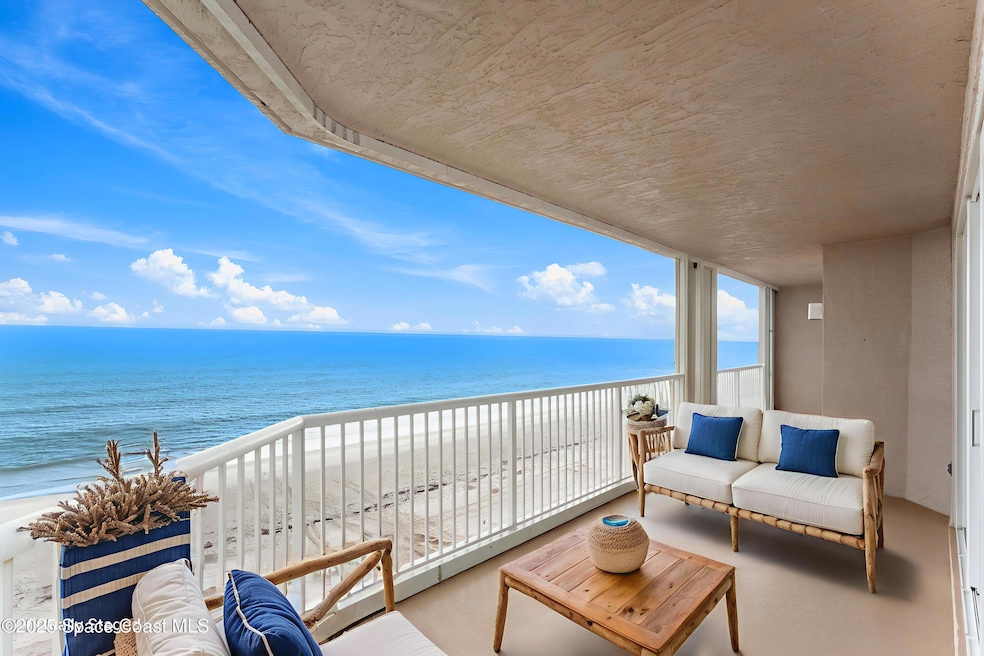 2075 A1A 2601 Balcony